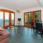 Sunseoce Apartments